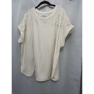 Cupid cream tee with crotchet detail size 1x oversized